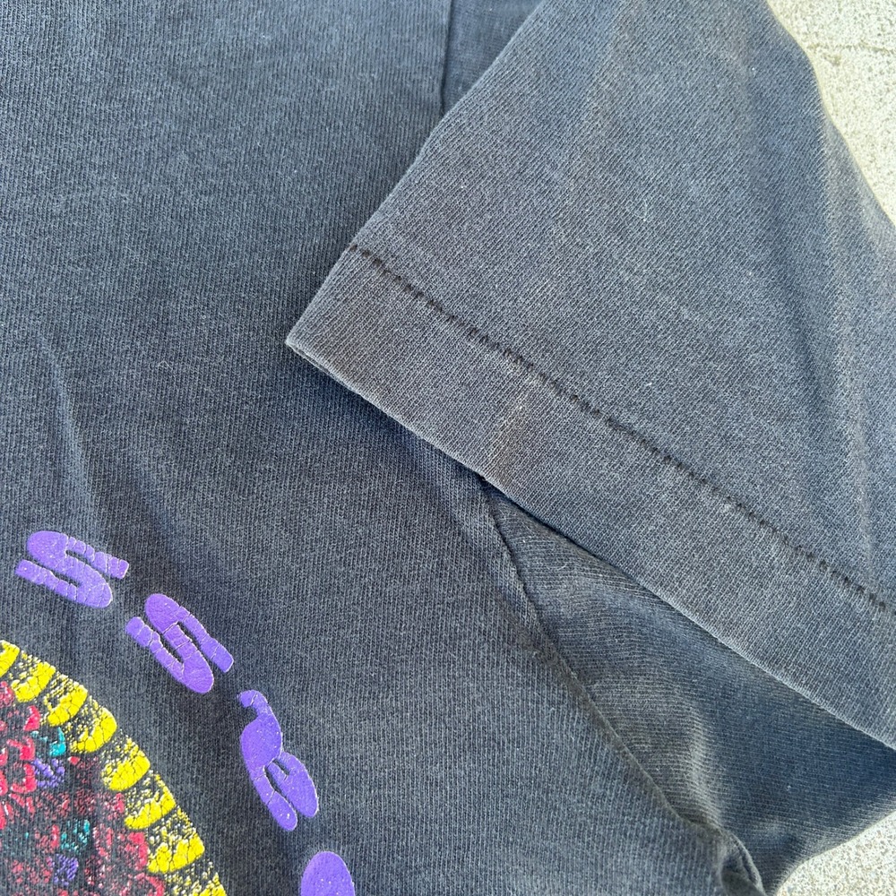 Vintage Marlboro Adventure Team Snake Pass T Shirt XL Faded Black 90s Pocket Tee - Picture 2 of 8